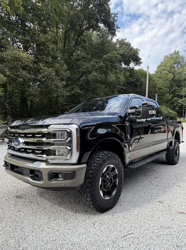 black Ford F-250 Tremor front after a full detail